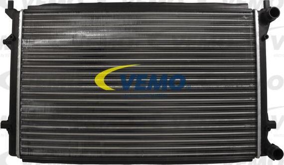 Vemo V15-60-5049 - Radiators, Motora dzesēšanas sistēma www.autospares.lv