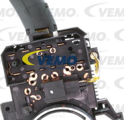 Vemo V15-80-3230 - Pagrieziena signāla slēdzis www.autospares.lv