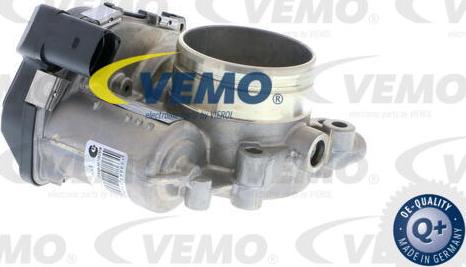 Vemo V10-81-0043 - Droseļvārsta pievada stiprinājums www.autospares.lv