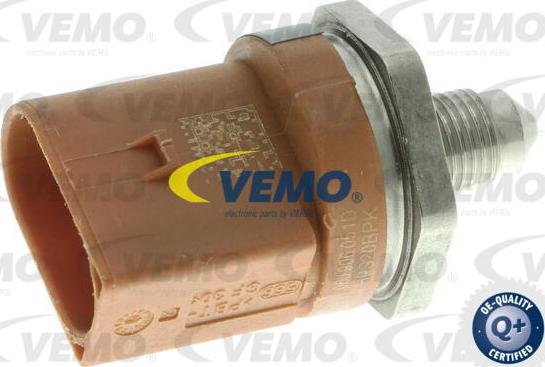 Vemo V10-72-1136-1 - Devējs, Degvielas padeves spiediens www.autospares.lv