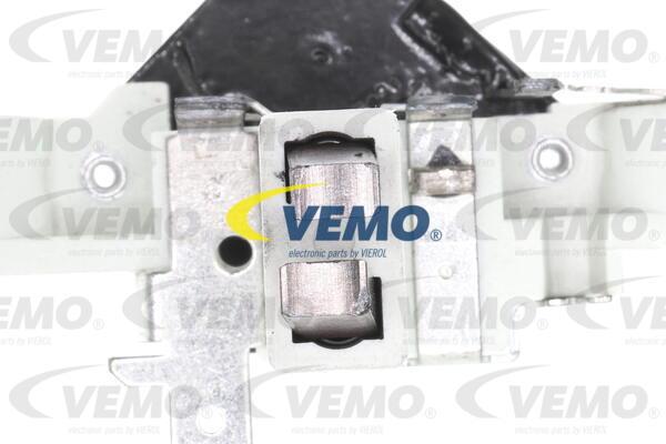 Vemo V10-77-0017 - Ģeneratora sprieguma regulators www.autospares.lv