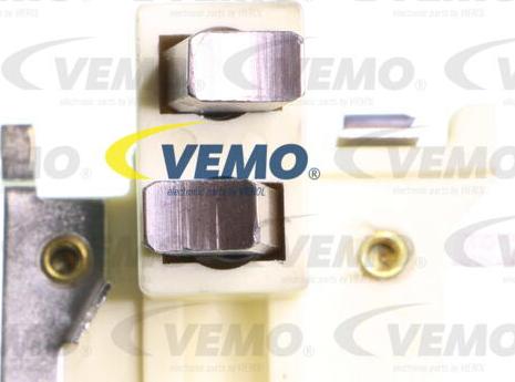 Vemo V30-77-0009 - Ģeneratora sprieguma regulators www.autospares.lv