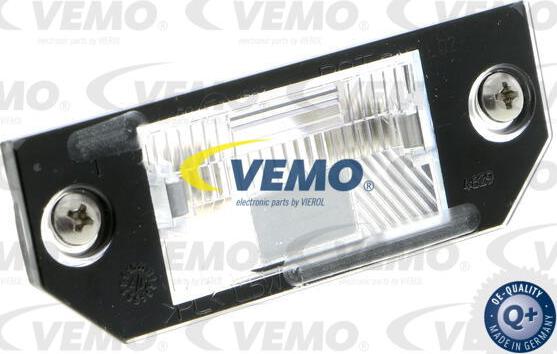 Vemo V25-84-0002 - Numurzīmes apgaismojuma lukturis www.autospares.lv