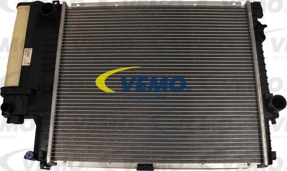 Vemo V20-60-1511 - Radiators, Motora dzesēšanas sistēma www.autospares.lv