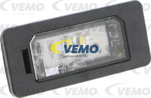 Vemo V20-84-0013 - Numurzīmes apgaismojuma lukturis www.autospares.lv