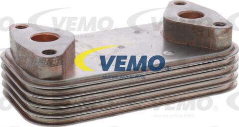 Vemo V22-60-0043 - Eļļas radiators, Motoreļļa www.autospares.lv