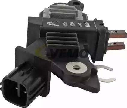 Vemo V70-77-0002 - Ģeneratora sprieguma regulators autospares.lv