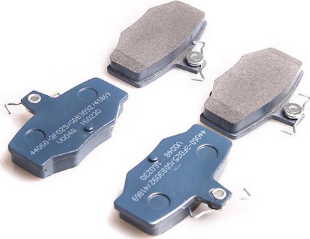 WXQP 41869 - Brake Pad Set, disc brake www.autospares.lv