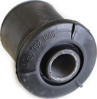 WXQP 181303 - Bush, control arm mounting www.autospares.lv