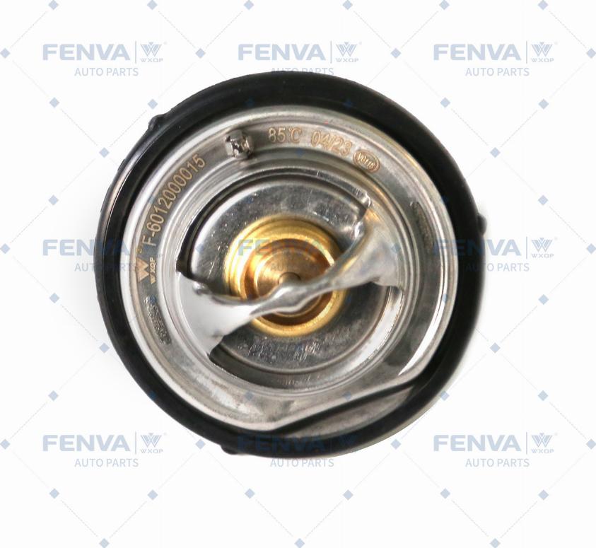 WXQP 120937 - Coolant thermostat / housing www.autospares.lv