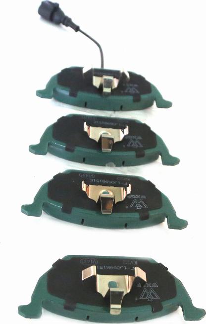 WXQP 340141 - Brake Pad Set, disc brake www.autospares.lv